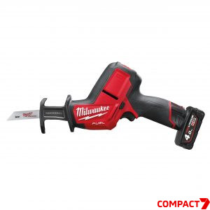 Аккумуляторная сабельная пила Milwaukee M12 CHZ-402C FUEL